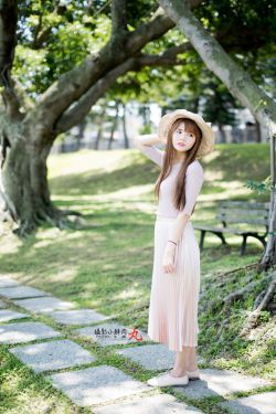 世界里扮演欠日人设